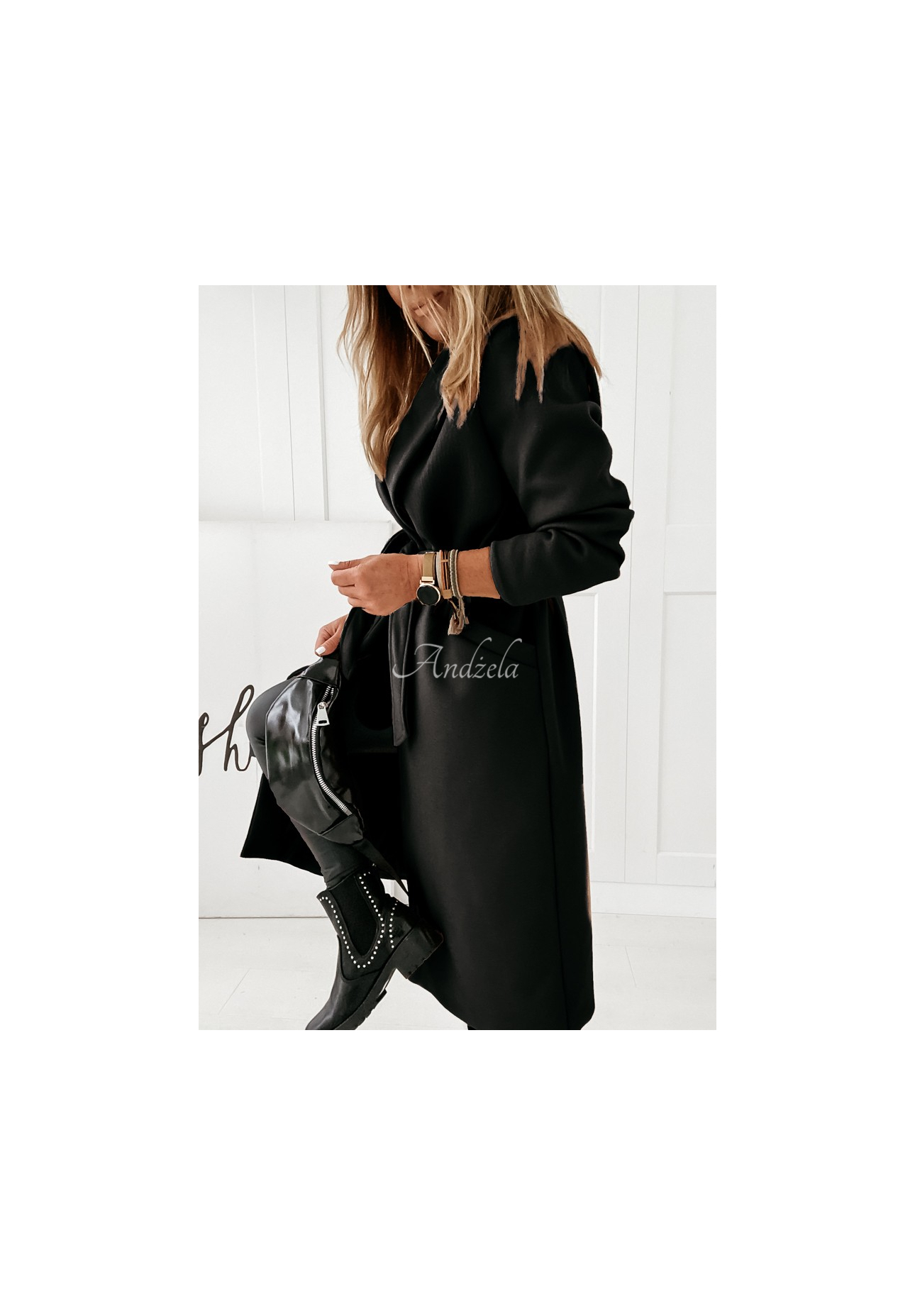 Long tied coat Sensual black