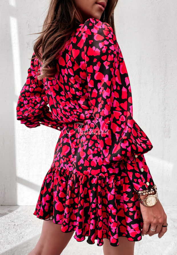 Kopertowa sukienka z bufkami Asla Hearts różowo-czerwona