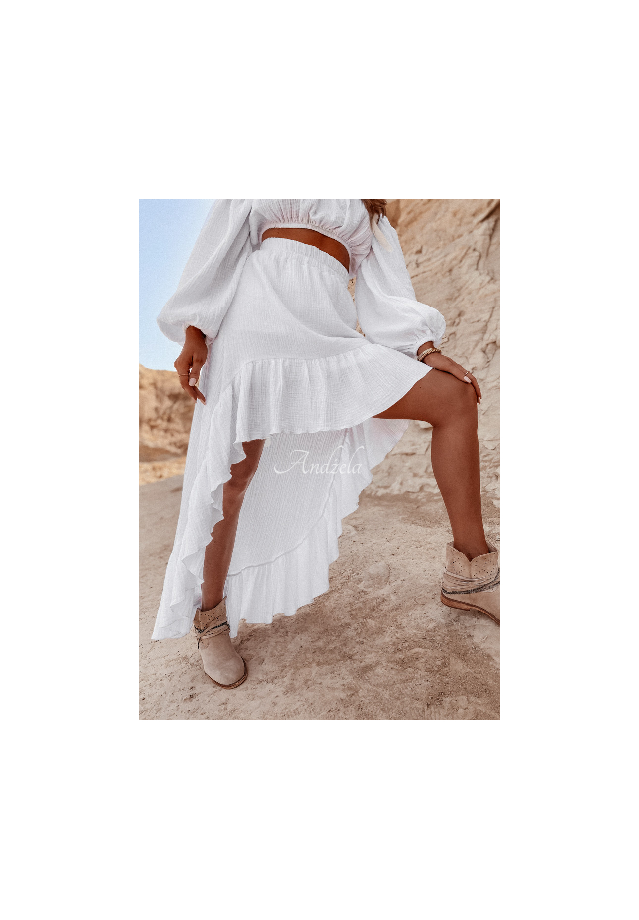 Asymmetrical muslin skirt with frills Malta white