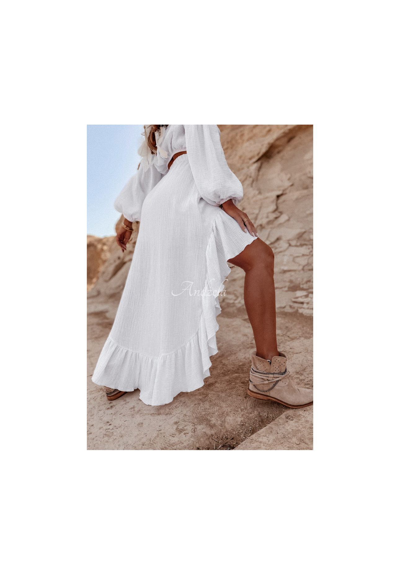Asymmetrical muslin skirt with frills Malta white