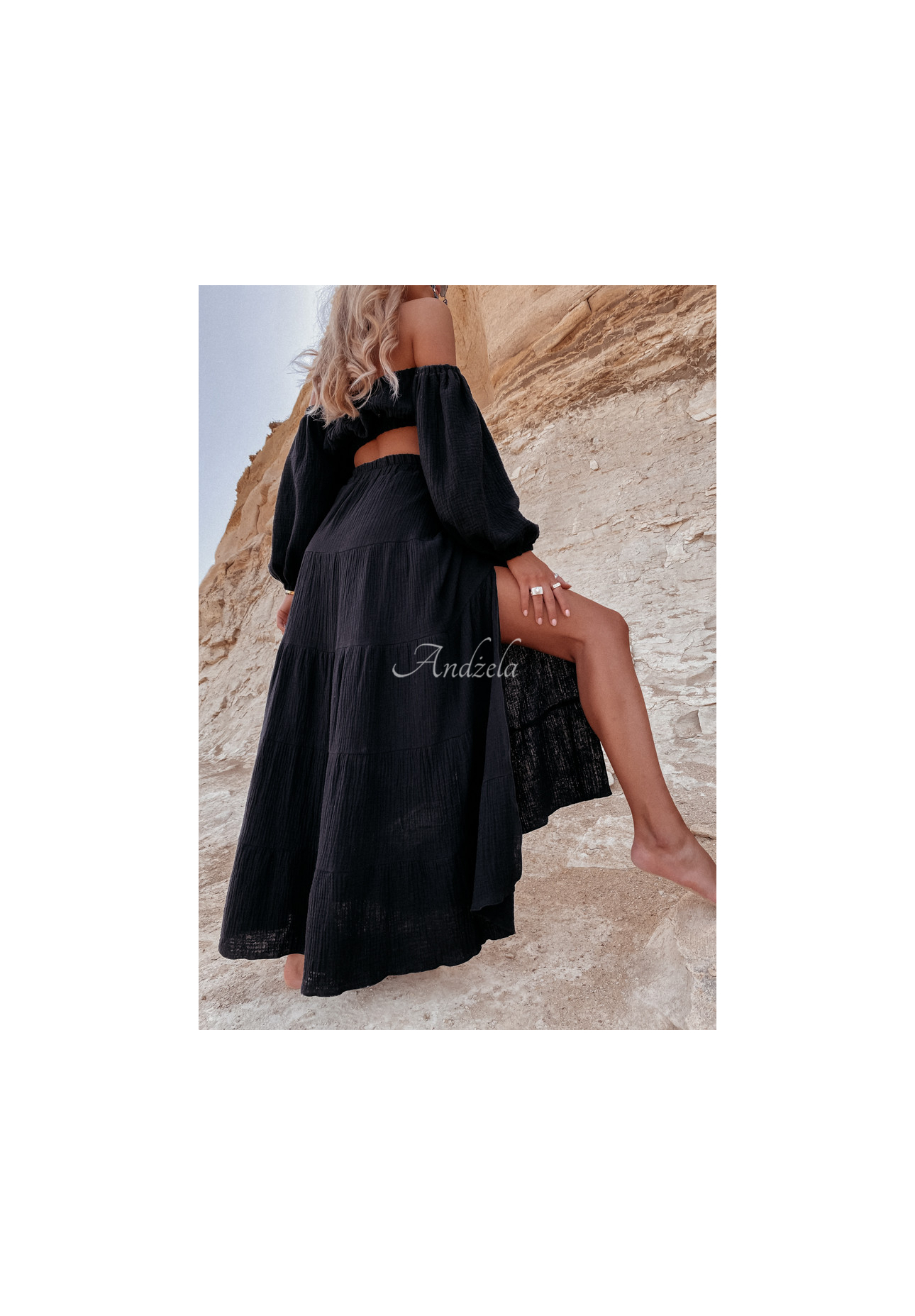 Muslin skirt with slit Malta black