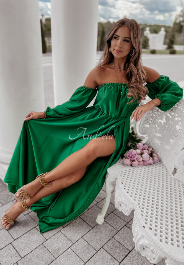 Satynowa sukienka hiszpanka z rozcięciem La Serena zielona