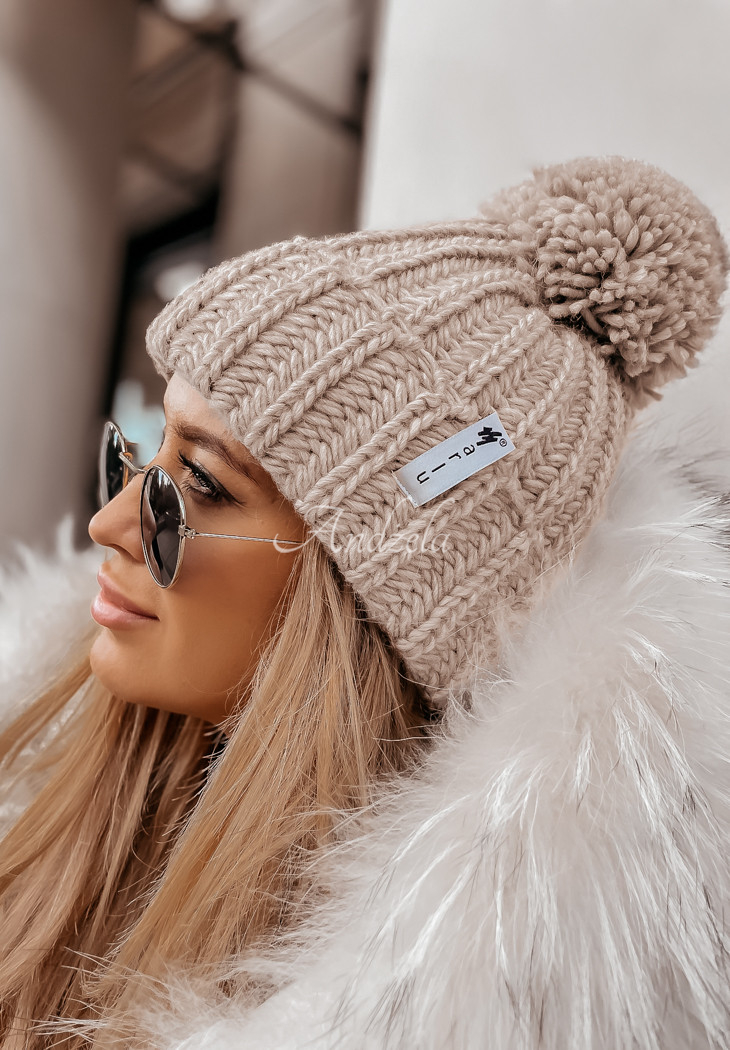 Braided cap with pompom Laponia beige Andżela Online Store