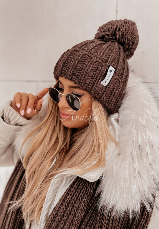 Braided hat with pompom Lapland chocolate - Andżela Online Store