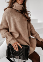 Jumper z golfem Mavi in camel