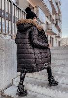Długa pikowana kurtka z futerkiem Artero czarna