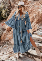 Jeansowa sukienka z haftami Aqua Beauty jasnoniebieska
