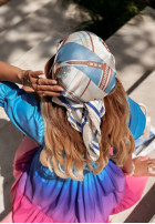 Wzorzysta Neckerchief Sun All The Way in baby blue
