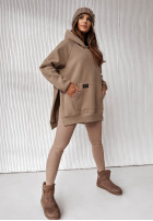 Sweatshirt z kieszenią i kapturem Siempre in beige