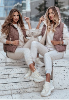 Pikowana Waistcoat z kapturem On Rainy Days in chocolate