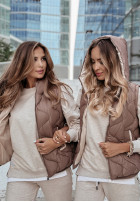 Pikowana Waistcoat z kapturem On Rainy Days in chocolate