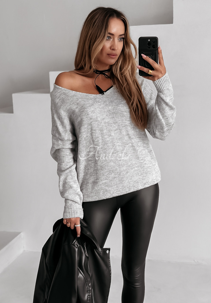 Sweater with neckline Caffe Latte grey