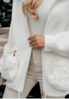 Coat alpaka z kapturem i futerkiem Velvet Embrace in ecru