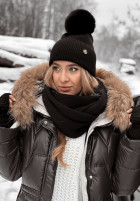 Prążkowana Hat z pomponem Berkeley in black