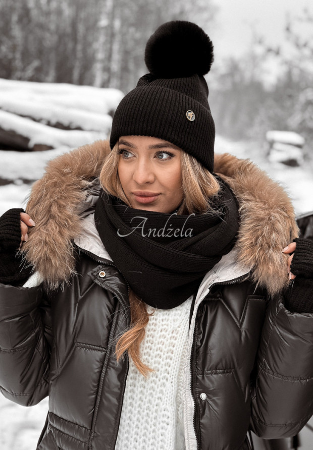 Ribbed cap with Berkeley pom-pom black