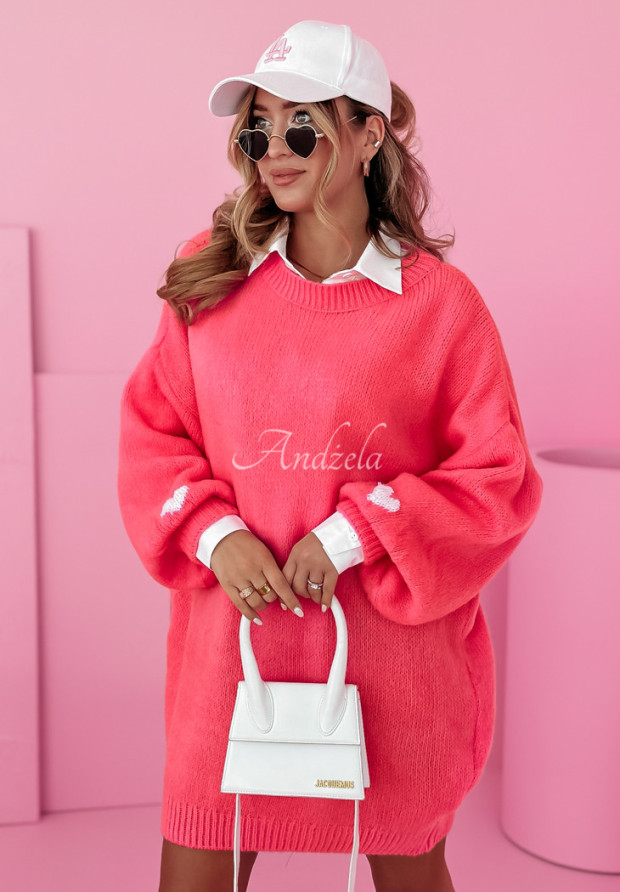 Sukienka sweter oversize Cute Heart neonowy różowy