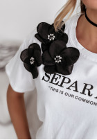 T-shirt z nadrukiem i kwiatami Common biały