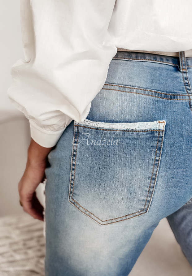 Spodnie jeansowe z koronkowymi naszywkami Lace Fit niebieskie