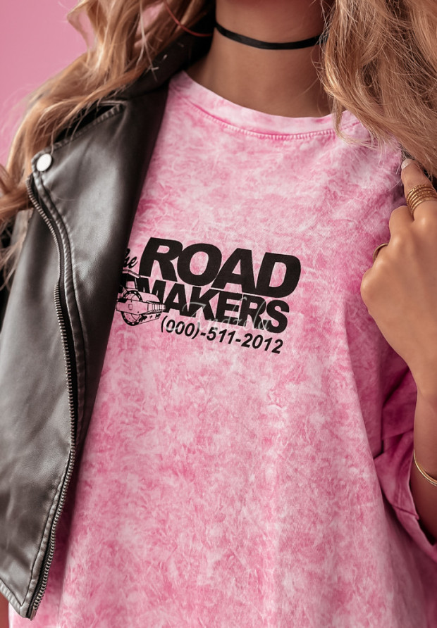 Długi T-shirt z nadrukiem The Road Makers różowy