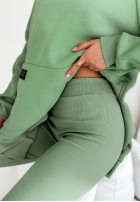 Prążkowane legginsy Siempre khaki