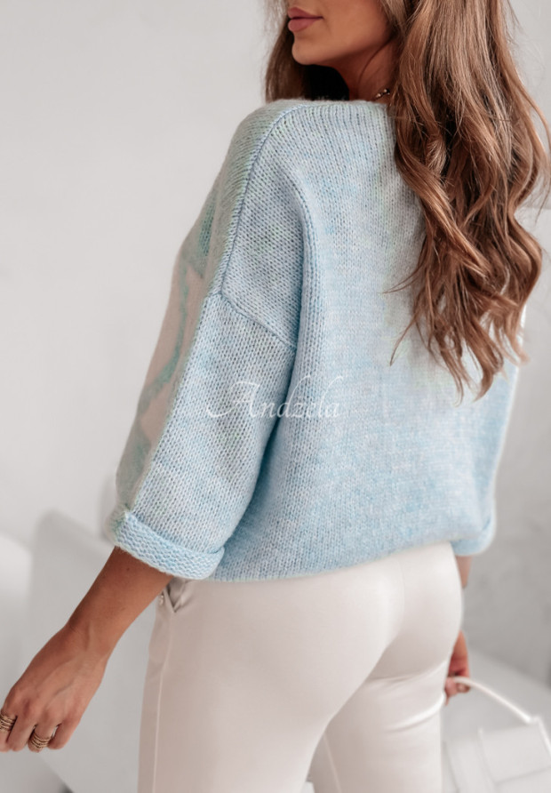 Sweter oversize z napisem Love błękitno-biały