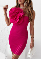 Prążkowana sukienka z kwiatem Seraphina różowa