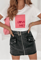 T-shirt z nadrukiem Love Me biało-różowy