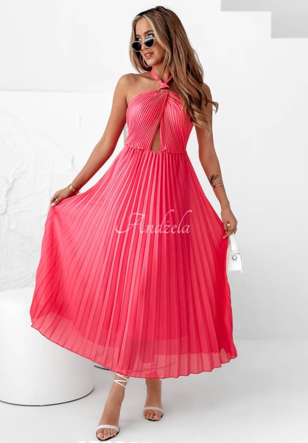 Plisowana sukienka More Powerful różowa