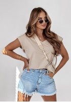 T-shirt V-neck in beige