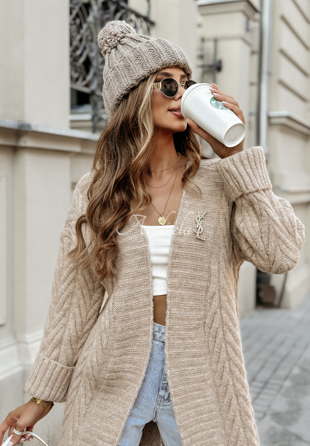 Long decoratively braided cardigan Raindrop Reverie beige