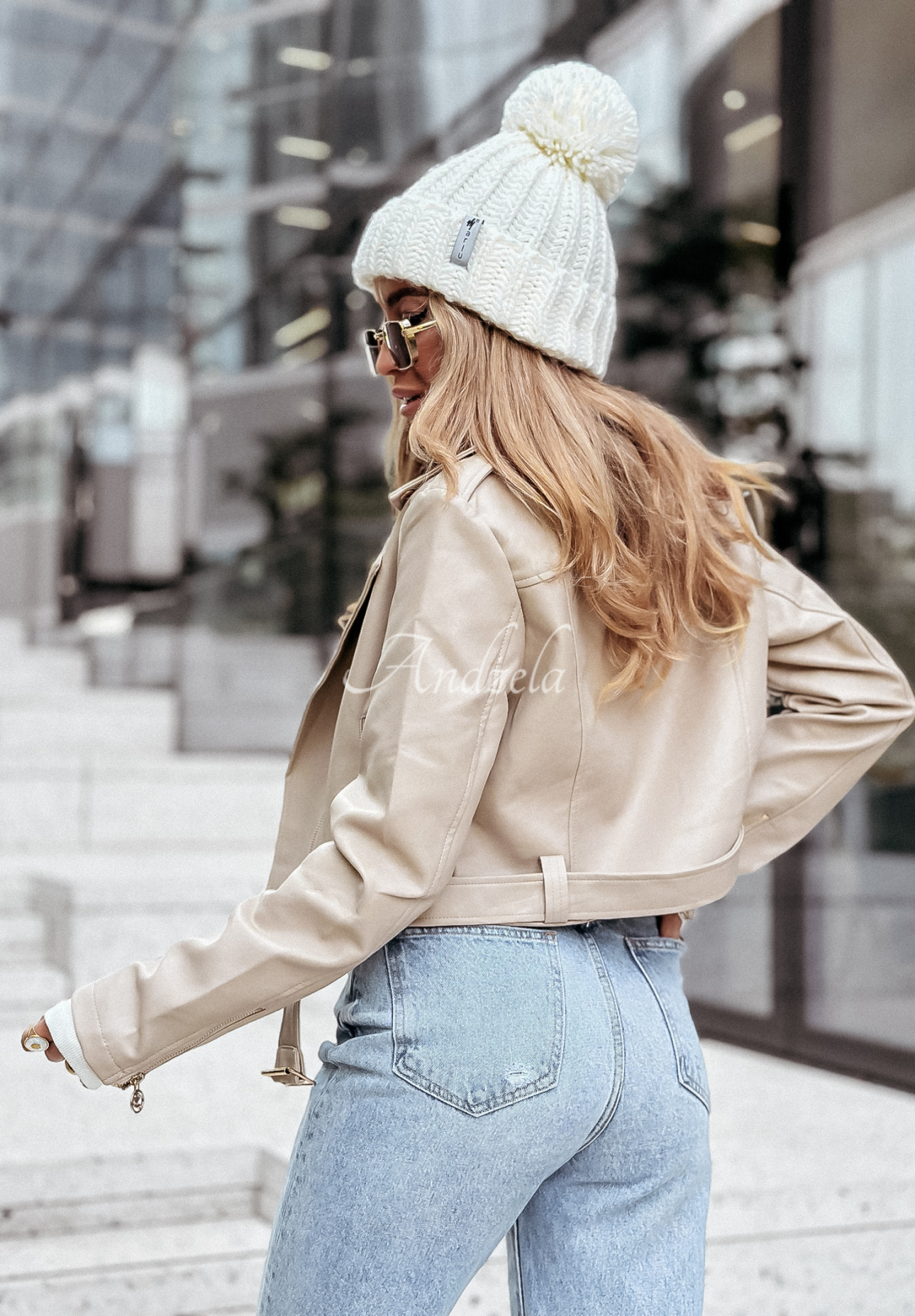 Never Wanna Leave Beige Leather Ramones.