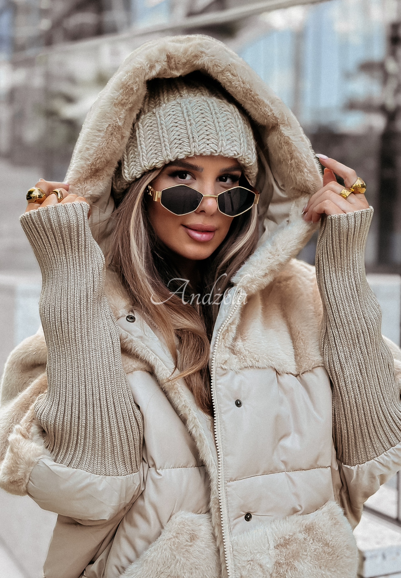Snow &amp; Pines quilted fur jacket beige