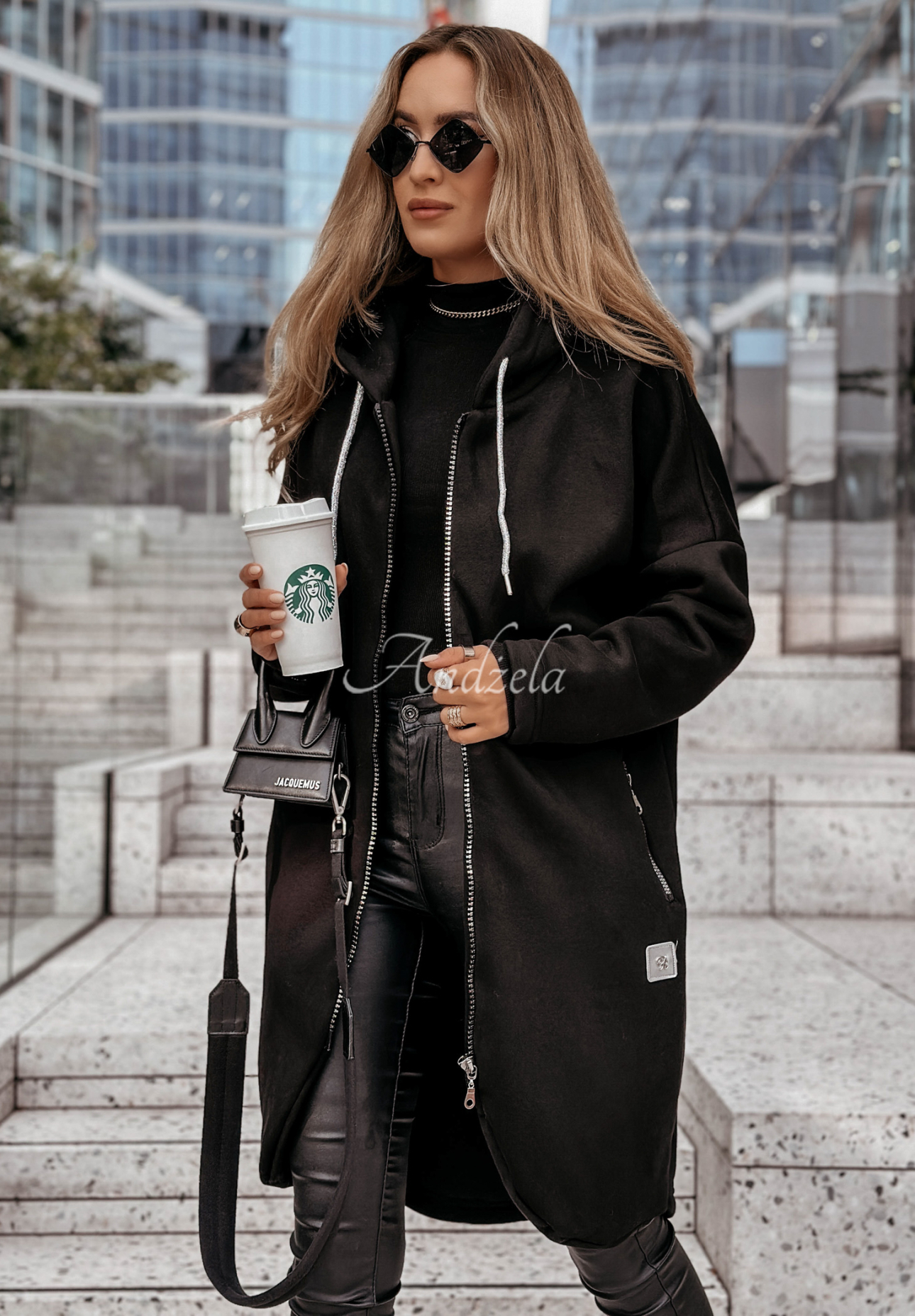 Peaceful Mind long hoodie black