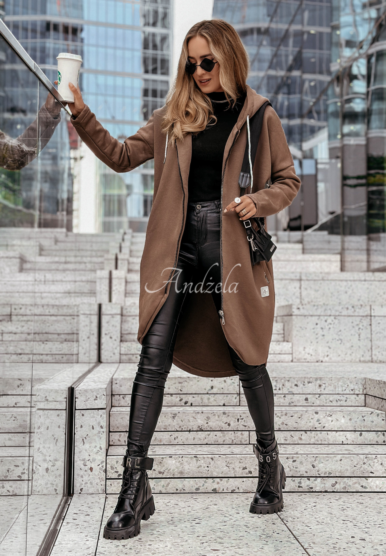 Peaceful Mind long hooded sweatshirt chocolate