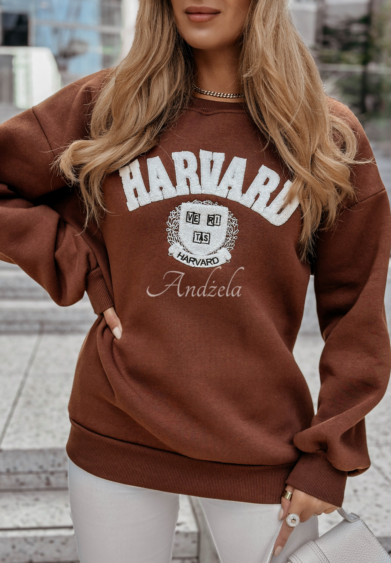 Bluza z napisem Harvard czekoladowa