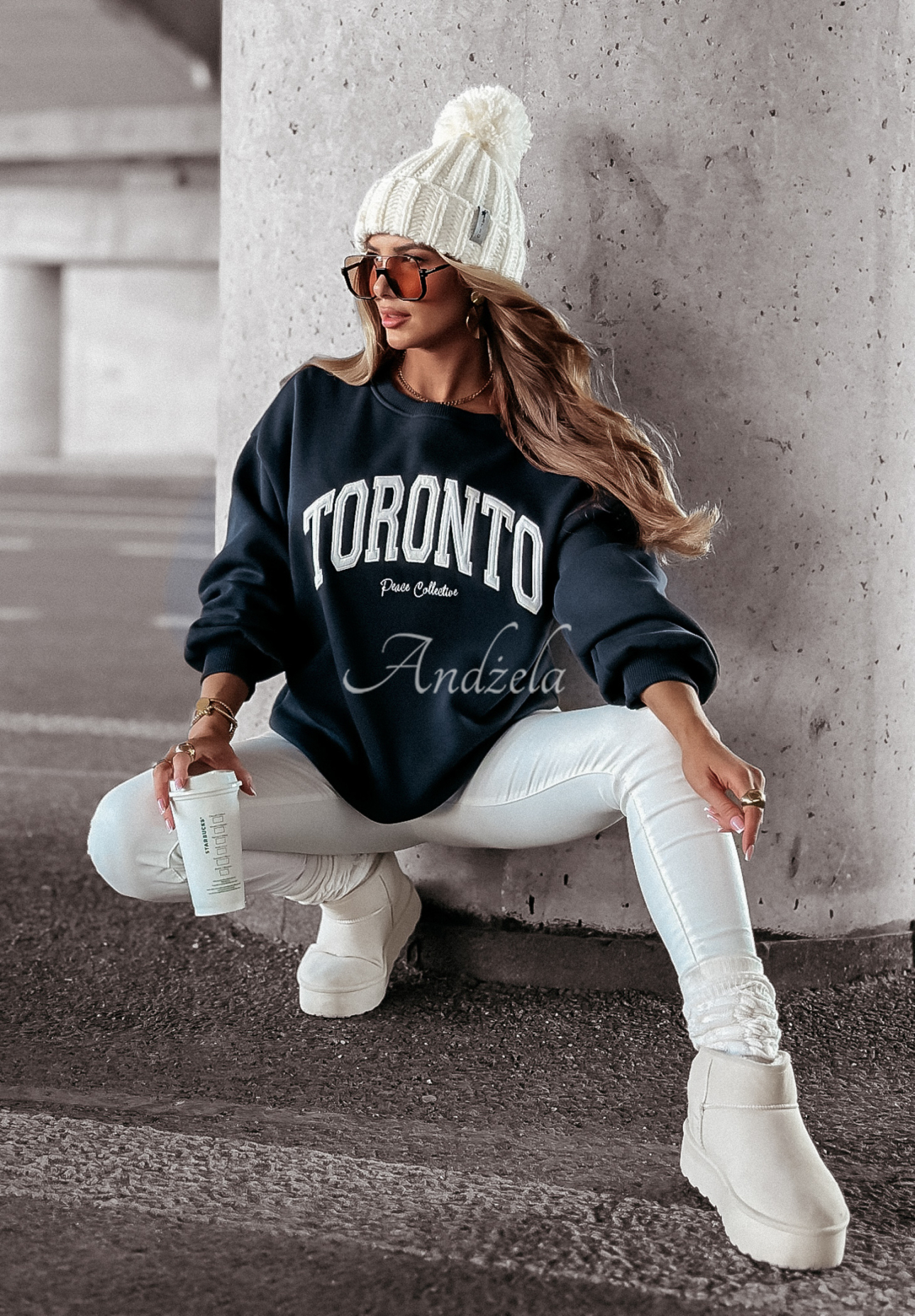 Bluza z napisem Toronto Peace granatowa