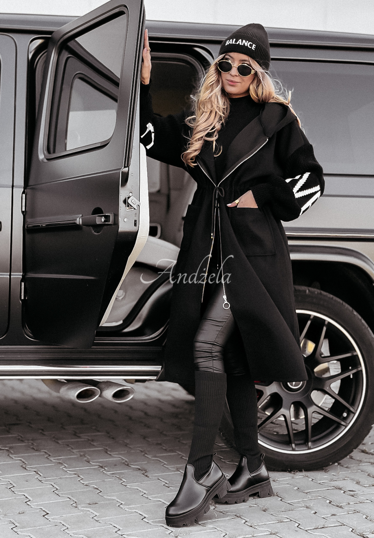 Long hooded coat Loved Ones black