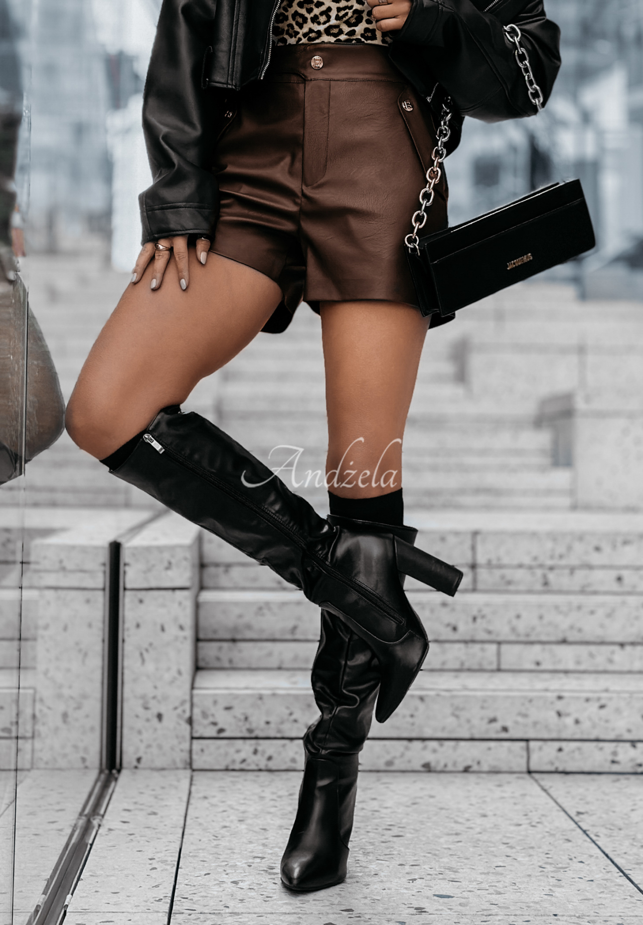 Rubby chocolate waxed short shorts