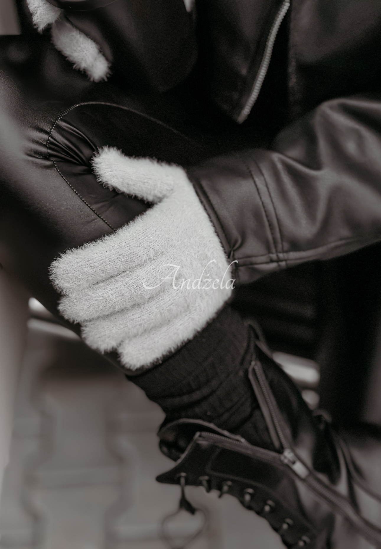 Doria alpaca gloves grey