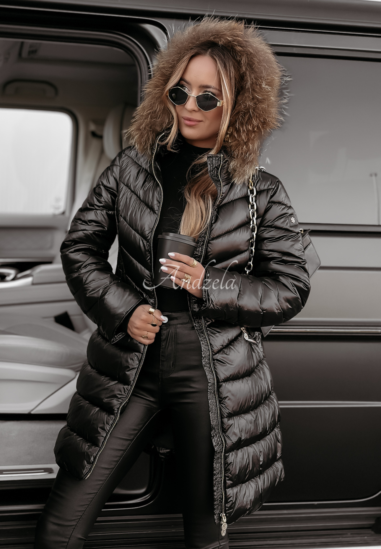 Long quilted jacket with fur The Snow Glow black