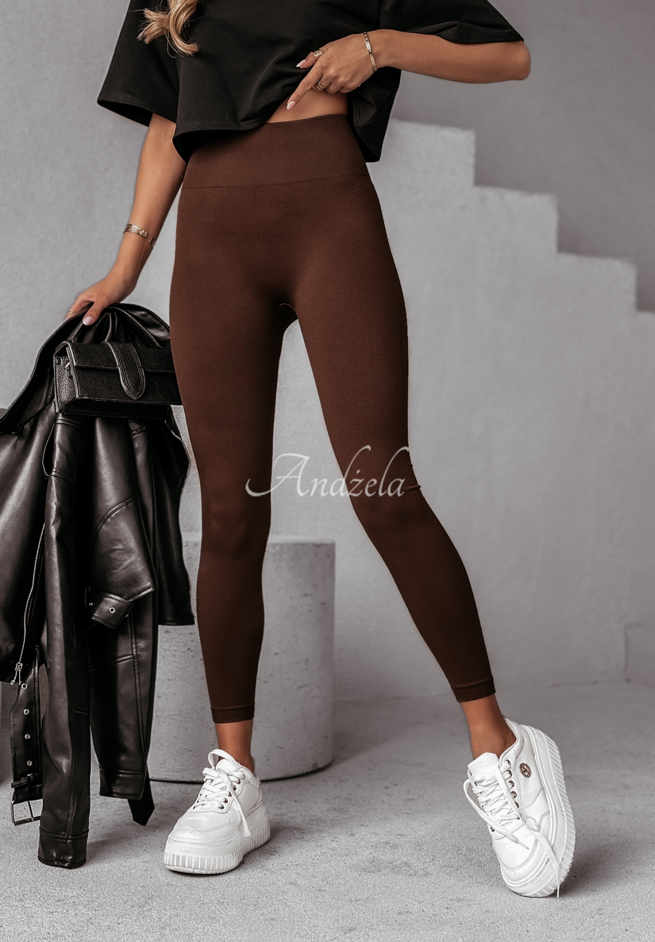 Push-Up Leggings We Meet Again chocolate.