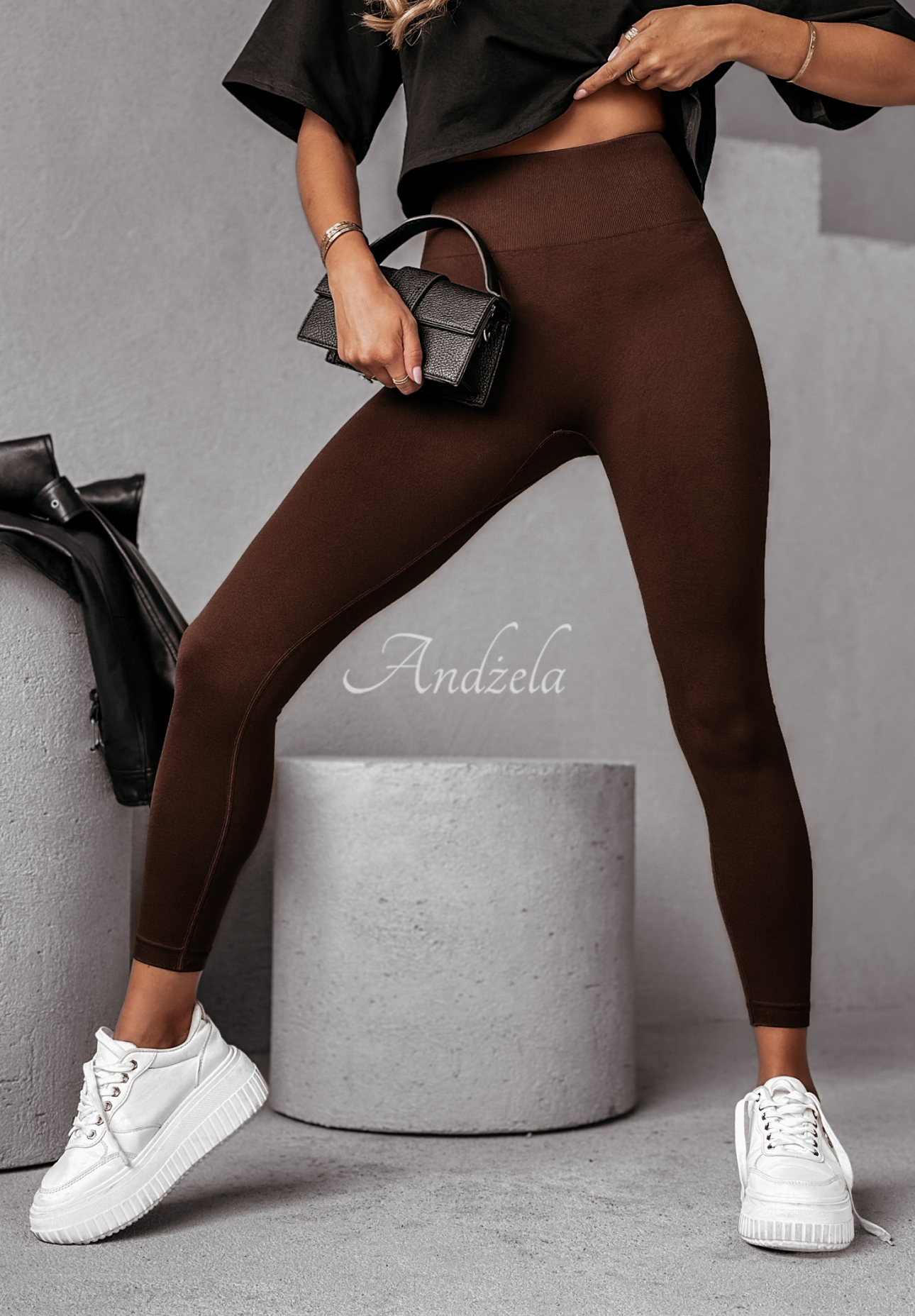 Push-Up Leggings We Meet Again chocolate.