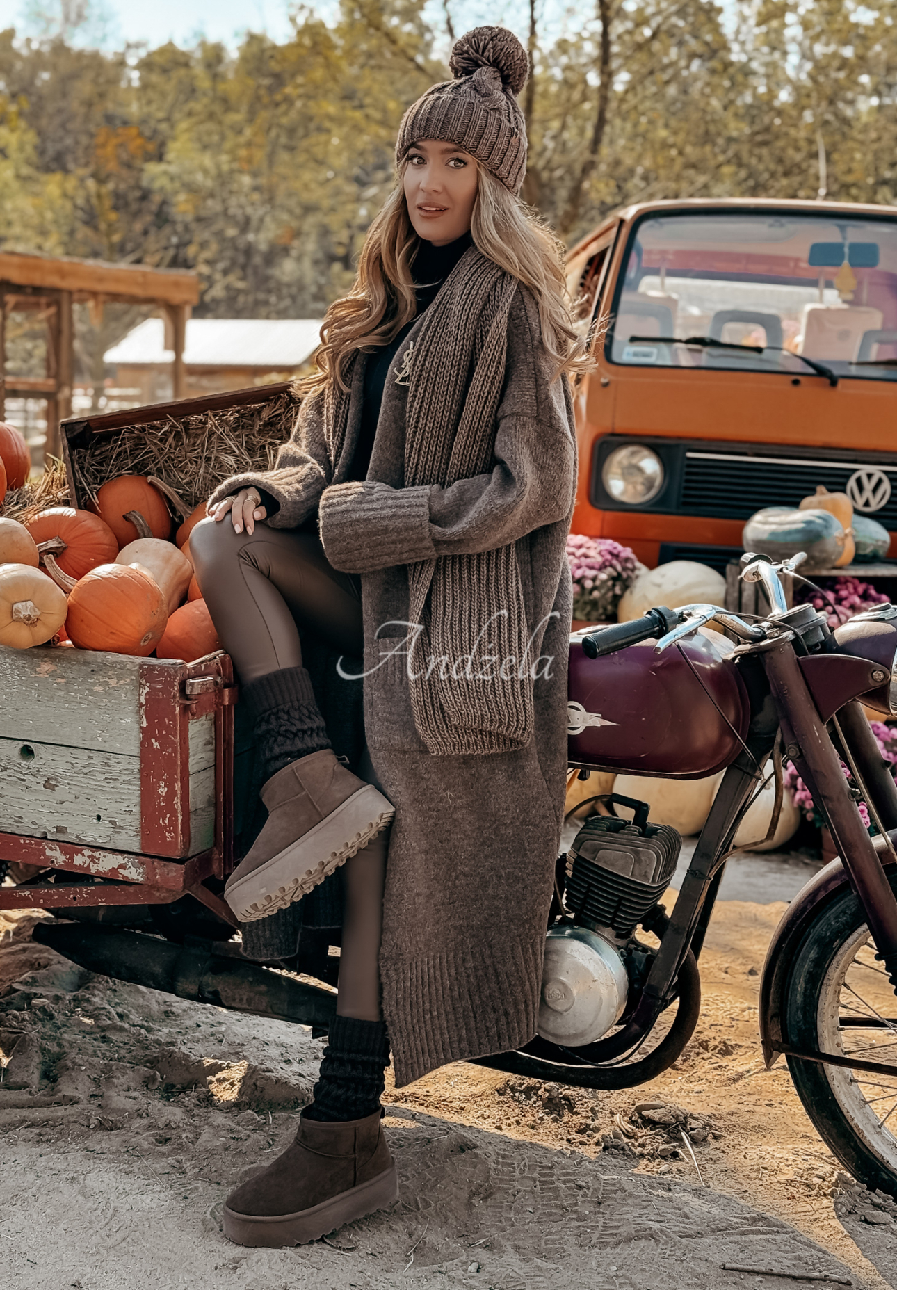 Long oversize cardigan with pockets Marbelio chocolate