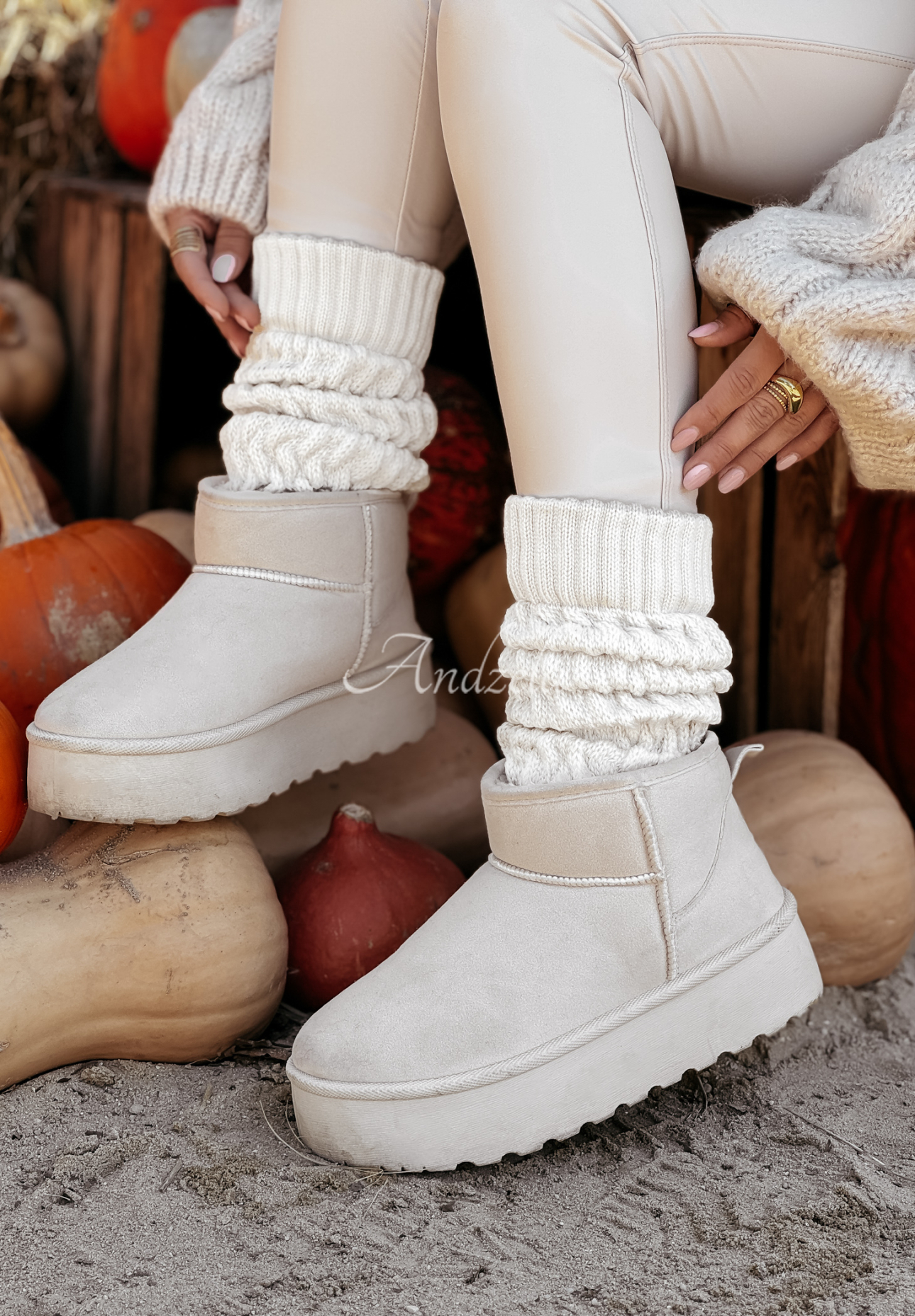 Embellished plaid warmers gaiters Winter Blues ecru