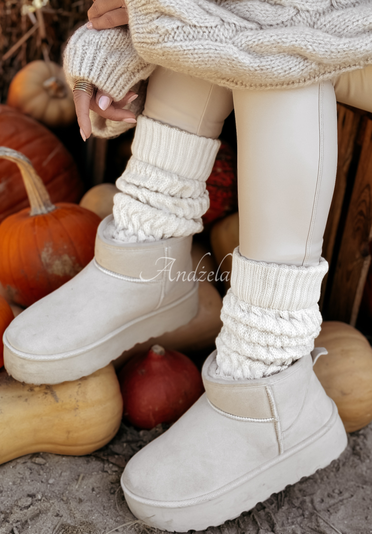 Embellished plaid warmers gaiters Winter Blues ecru