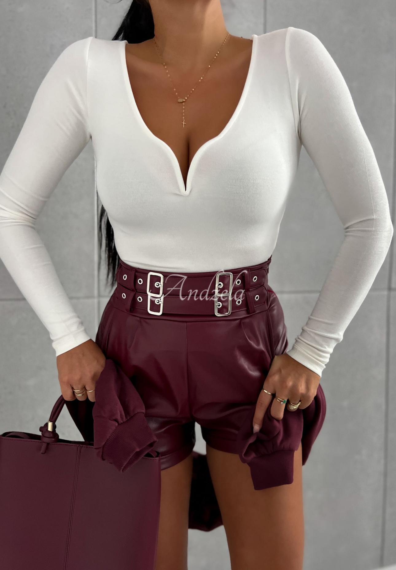 Blouse with v neckline Morelli white