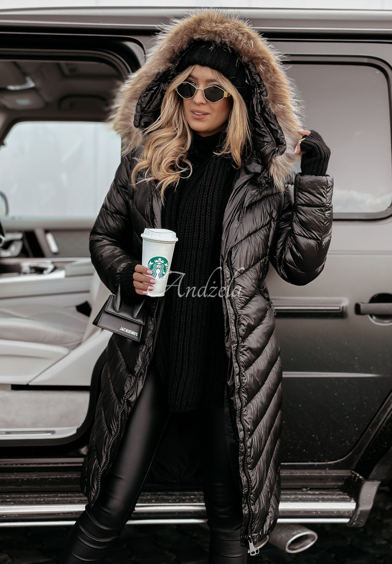 Long quilted jacket with hood Crystal Snow black