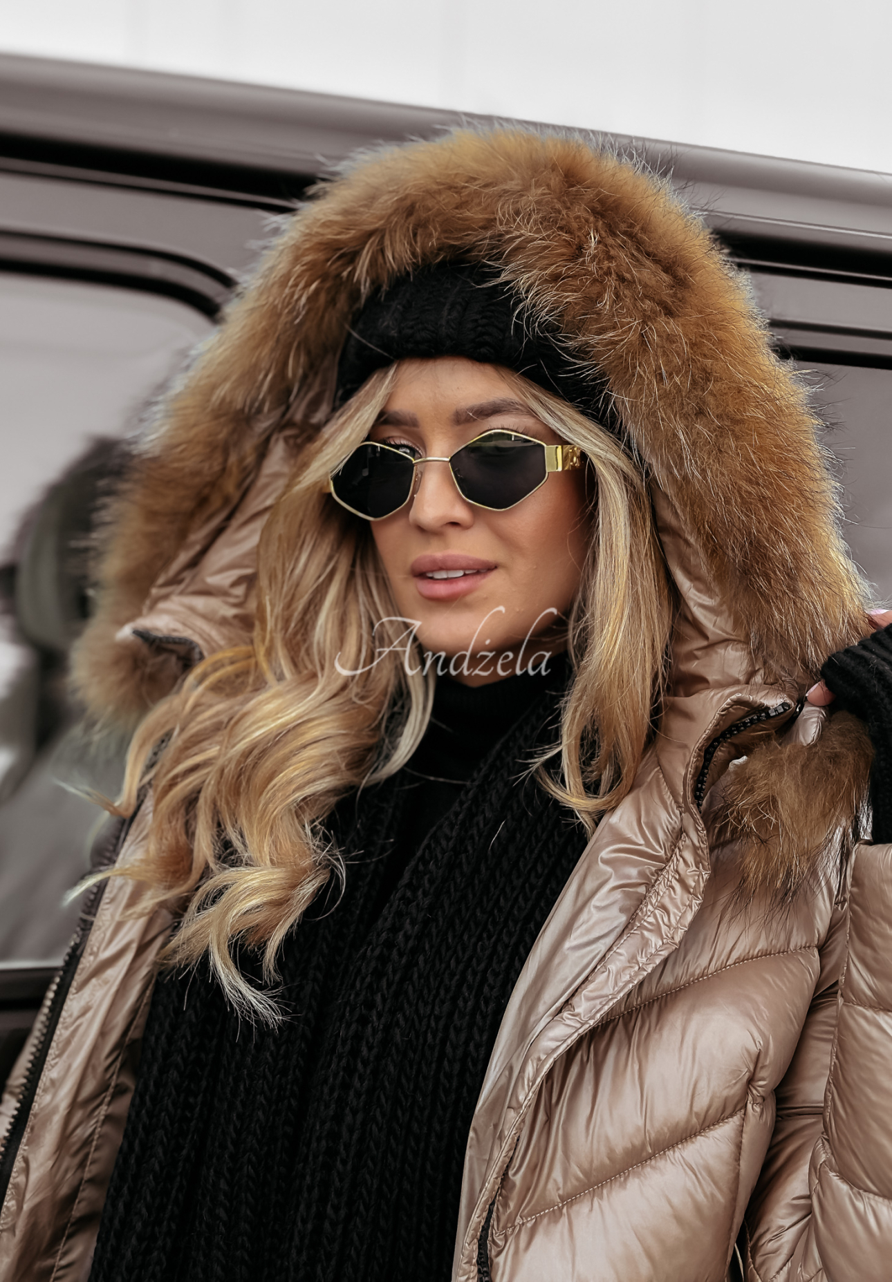 Long quilted jacket with hood Crystal Snow mocha