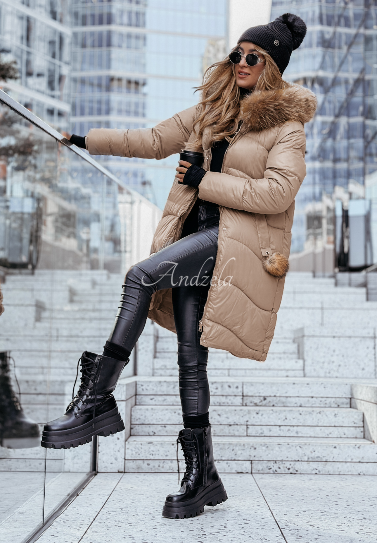 Long quilted jacket with fur Snow Offense mocha
