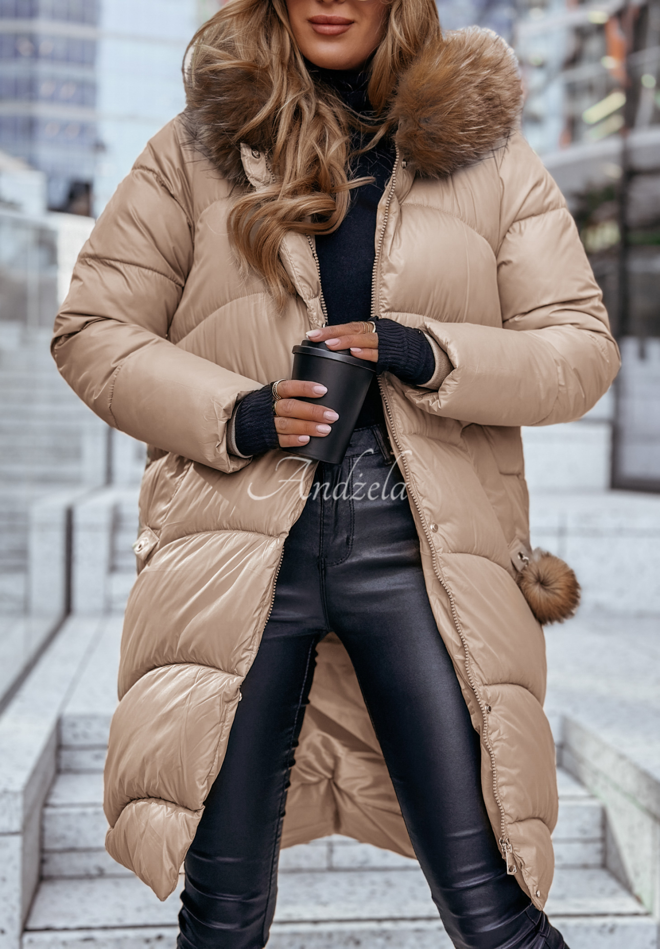 Long quilted jacket with fur Snow Offense mocha
